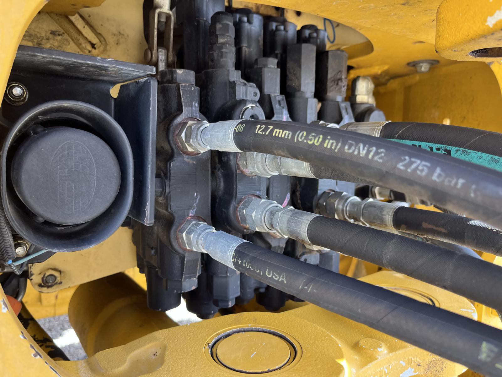 ./imagenes/INVOICE/2019/17207/JOHN DEERE 310SK (14).JPG